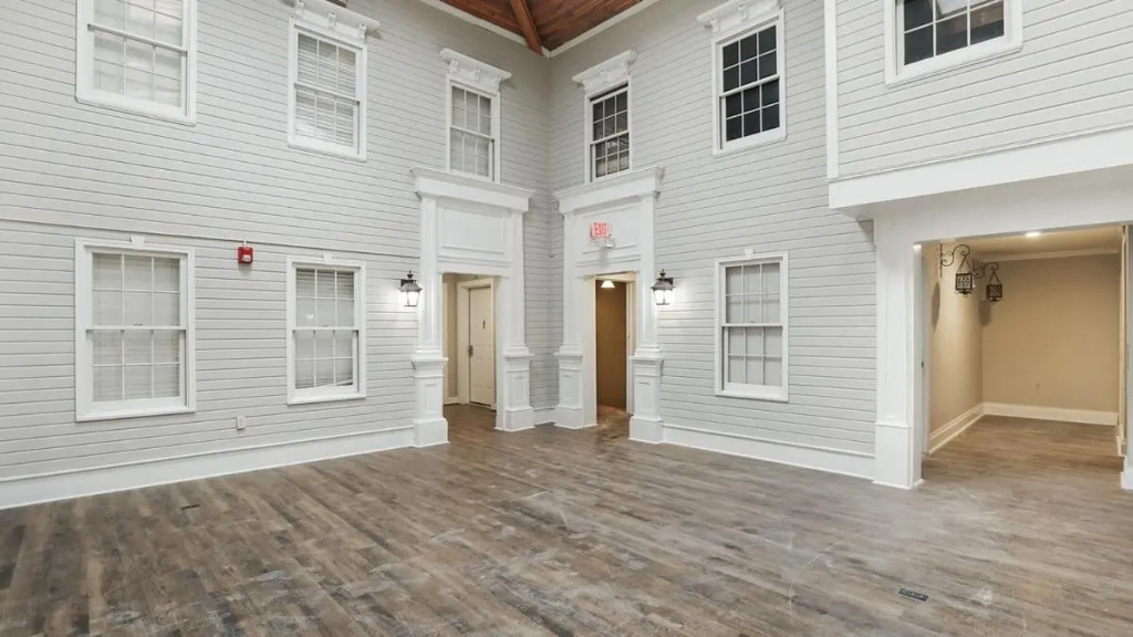 The Post Loft- In the Heart of Downtown Statesboro