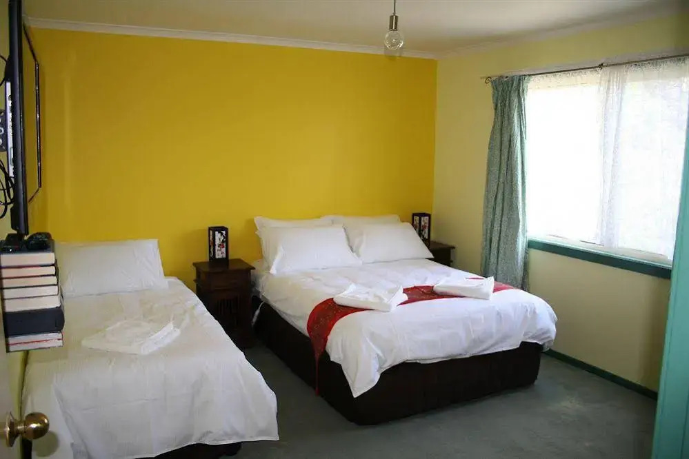 The Hideaway Retreat