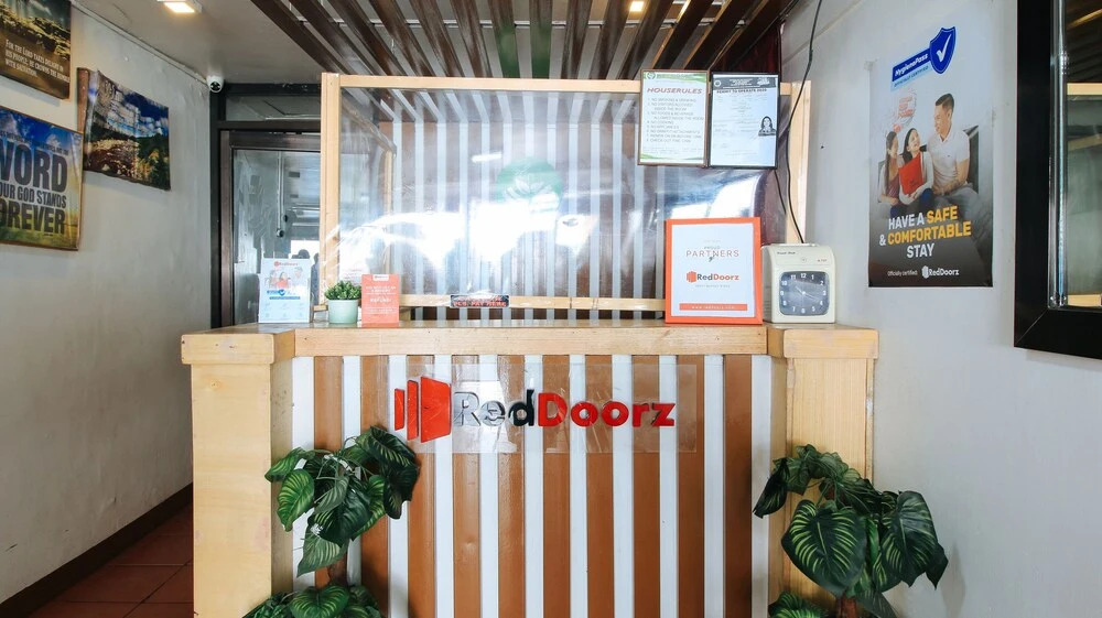 Joy Hostel by RedDoorz