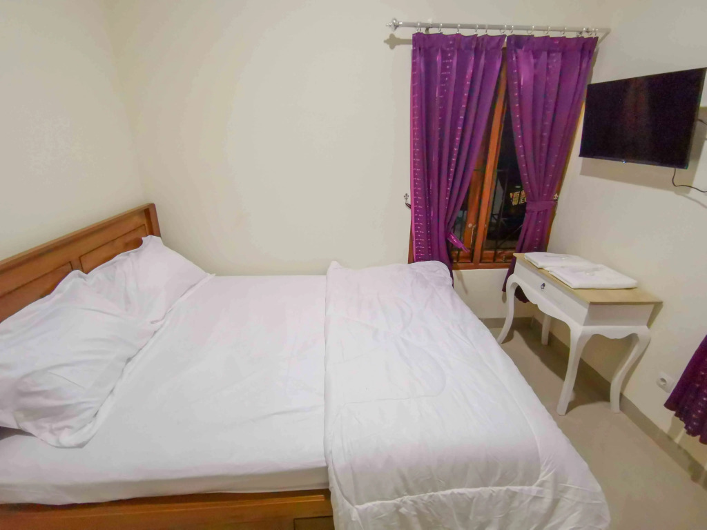 Verose Guest House Syariah Kentungan RedPartner