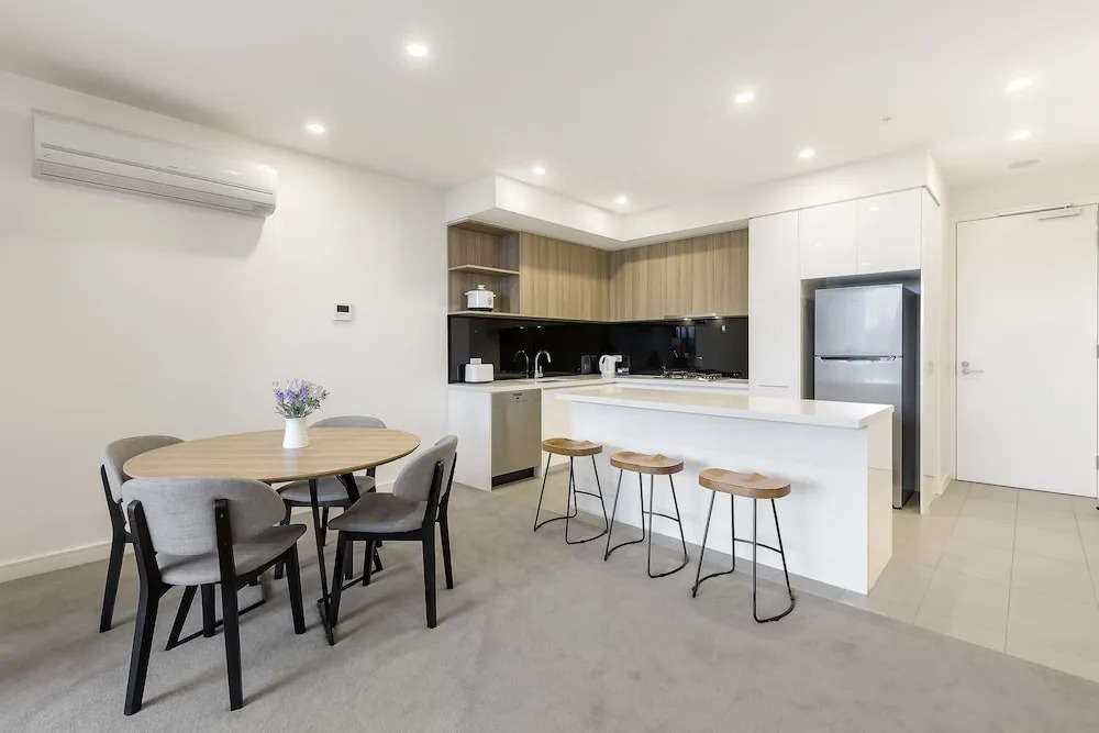 Ellia Doncaster Apartment