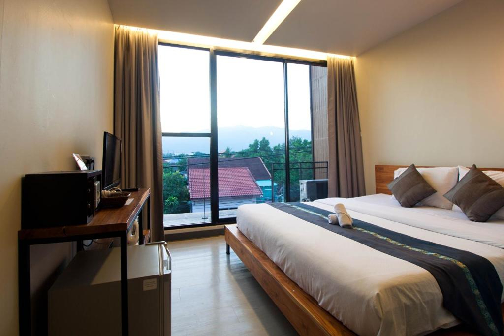 3 Laan House