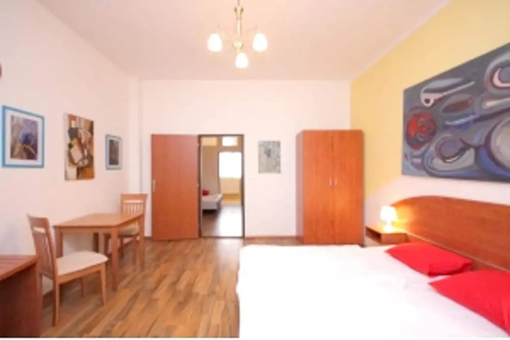 Apartment With one Bedroom in Prague, With Wifi
