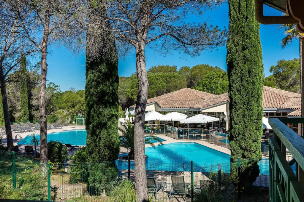 Garrigae Domaine de lEsterel - piscine & SPA Cinq Mondes