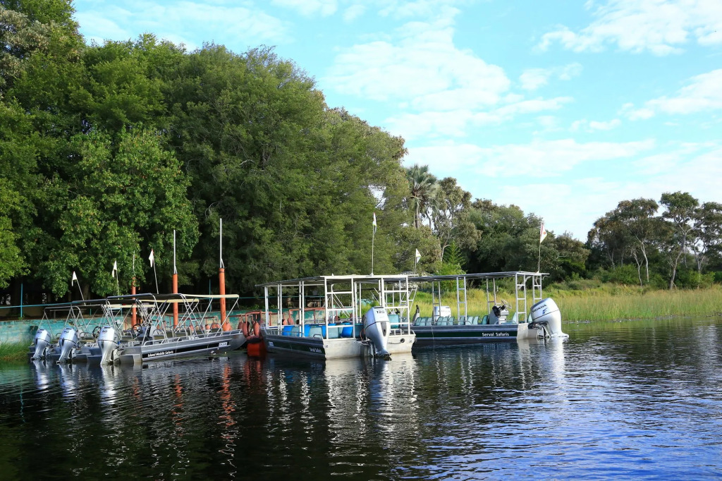Island Safari Lodge