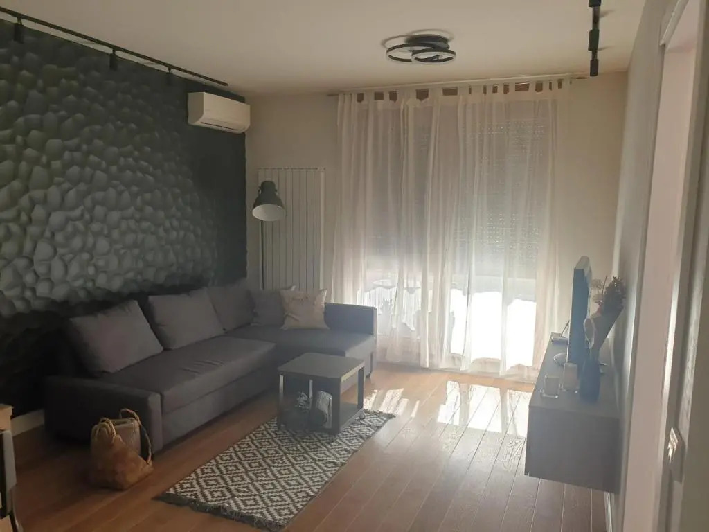 Apartment Mona