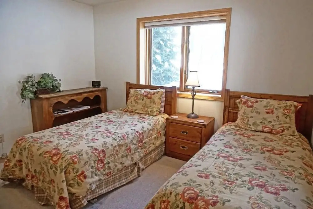 4515 Big Horn Rd (208212-6039) - 4 Br Home