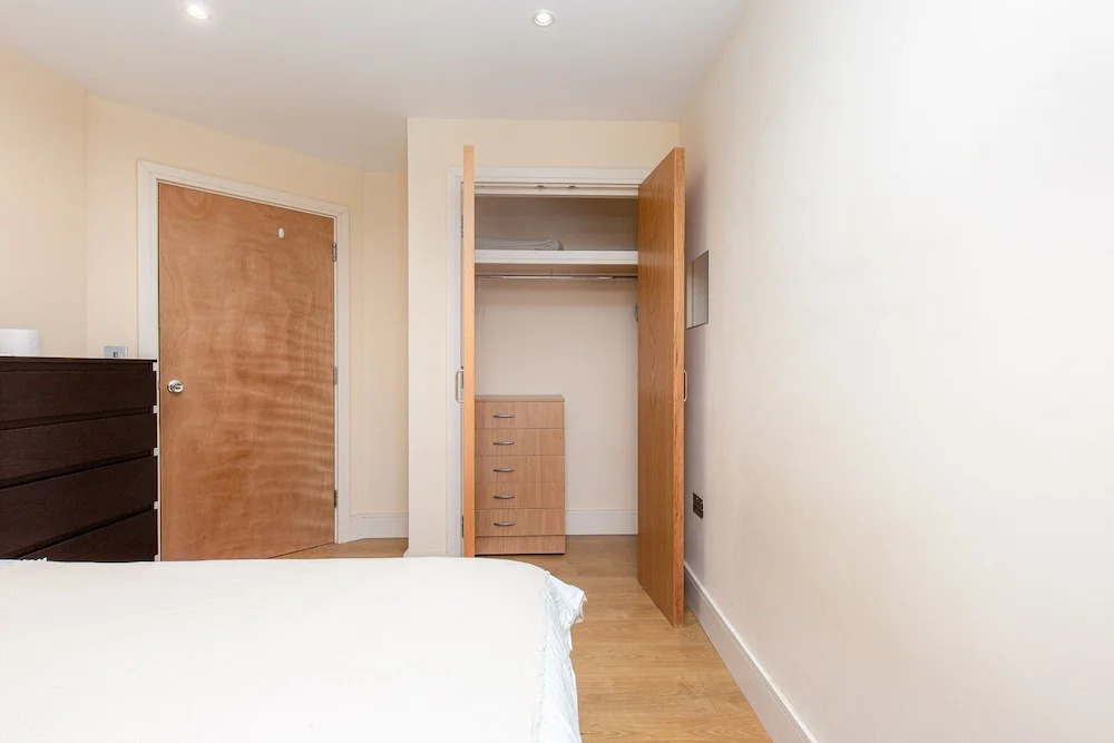 Park View Apartments - Deluxe Guest Room 1