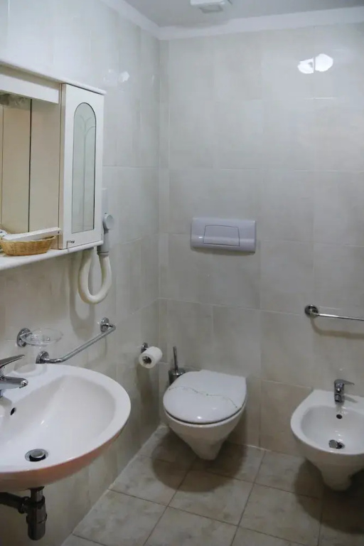 Apartment in Palau Near Surfing Paradise