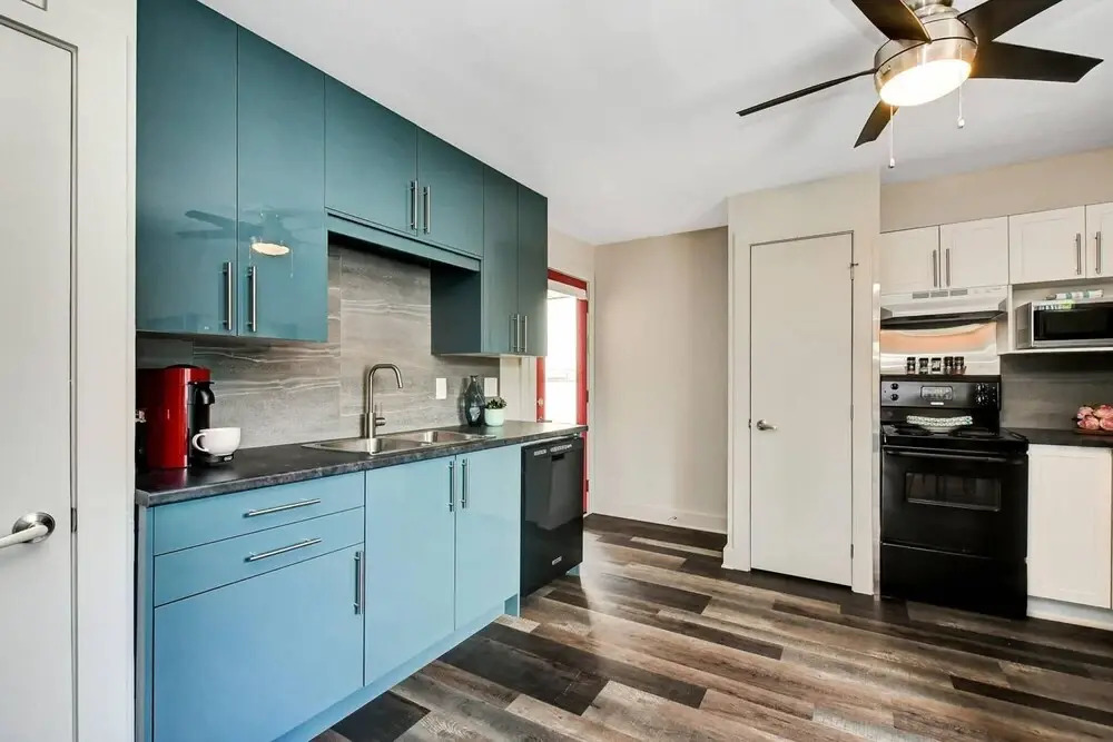Modern and Cozy - 1BR King Apt With Netflix - Near DT Ottawa