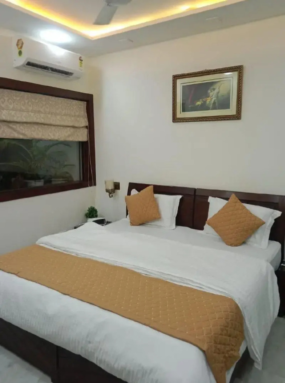 Room-home Stay Bed And Break Fast