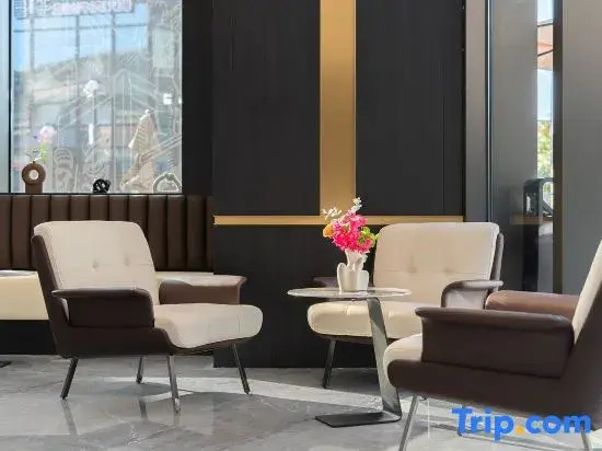 MisooHi Secret World Hotel (Zengcuo'an Branch, Huandao South Road, Xiamen)
