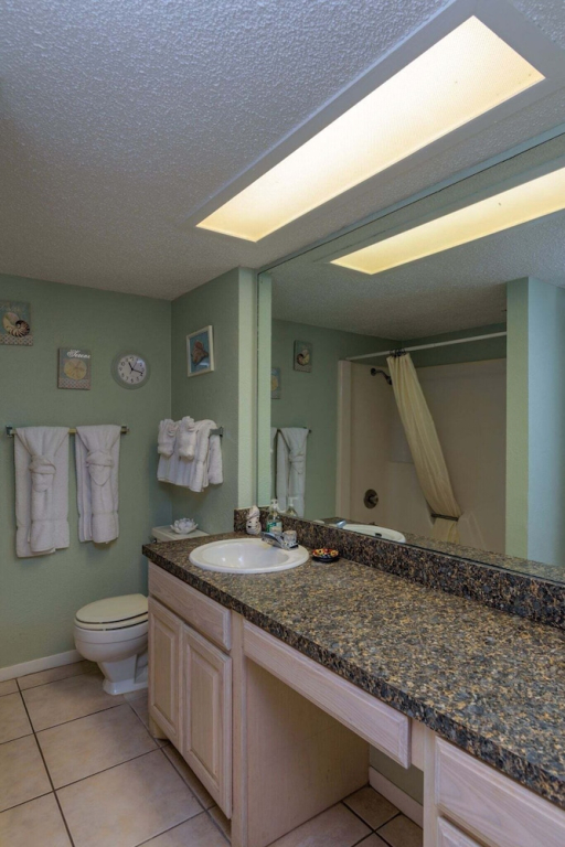 Tiki 215 - Cozy 1br Condo With King Bed Sleeps 4 1 Bedroom Condo