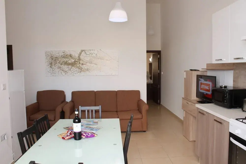 Blue Harbour – Seafront Self-Catering Holiday Penthouse – St Paul’s Bay