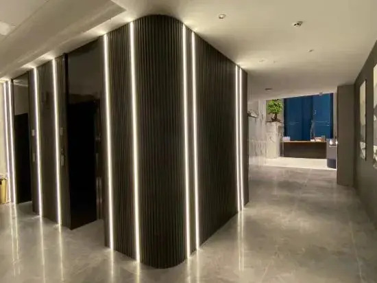 Sunshine Holiday Hotel
