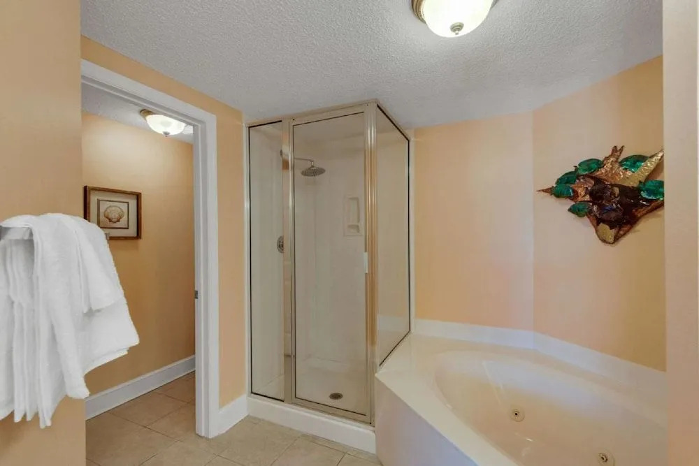 202 Majestic Beach Tower I