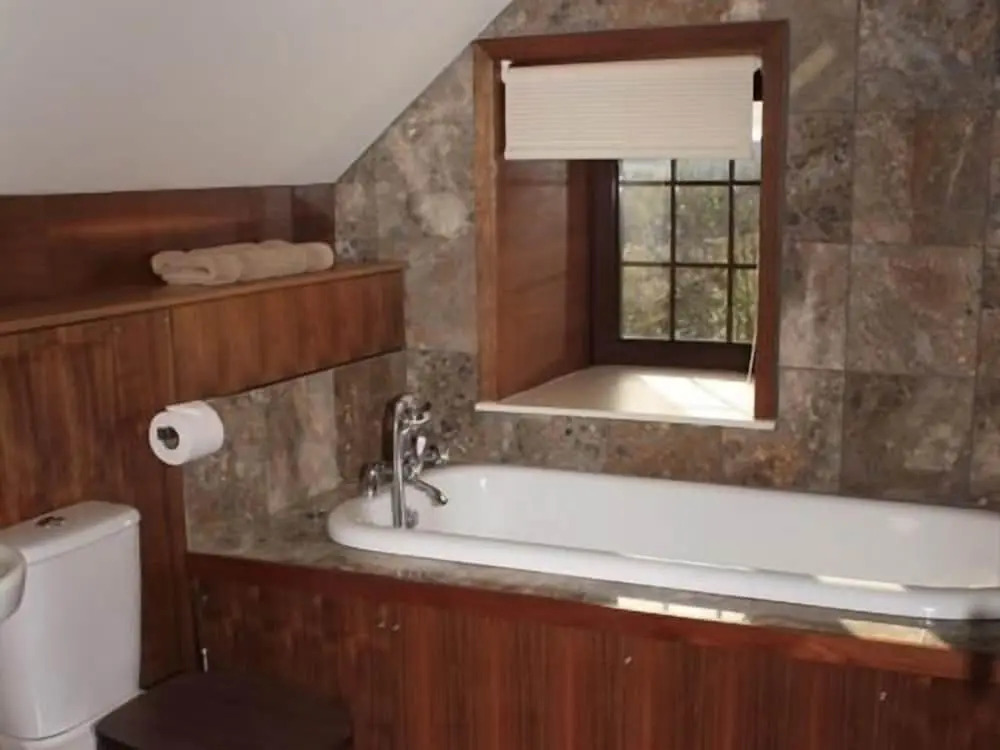 Ashtree House Hotel, Glasgow Airport & Paisley