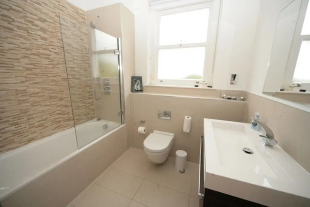 2 Bedroom Apartment in Wimbledon Village