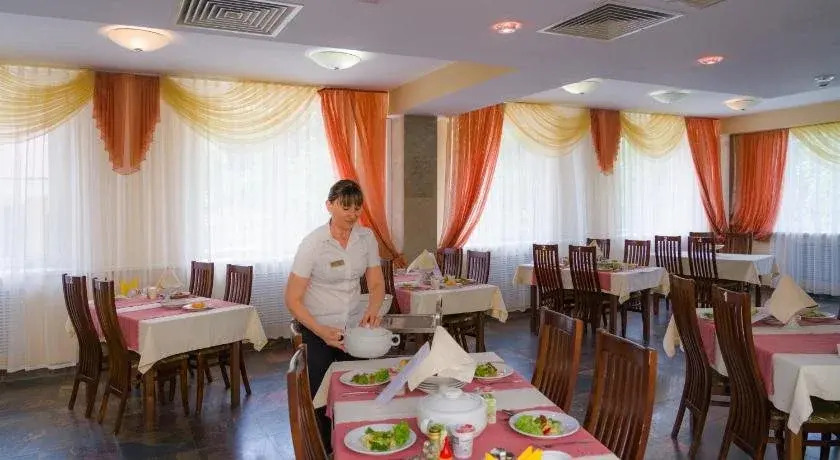 Оздоровительный курортный отель Горный