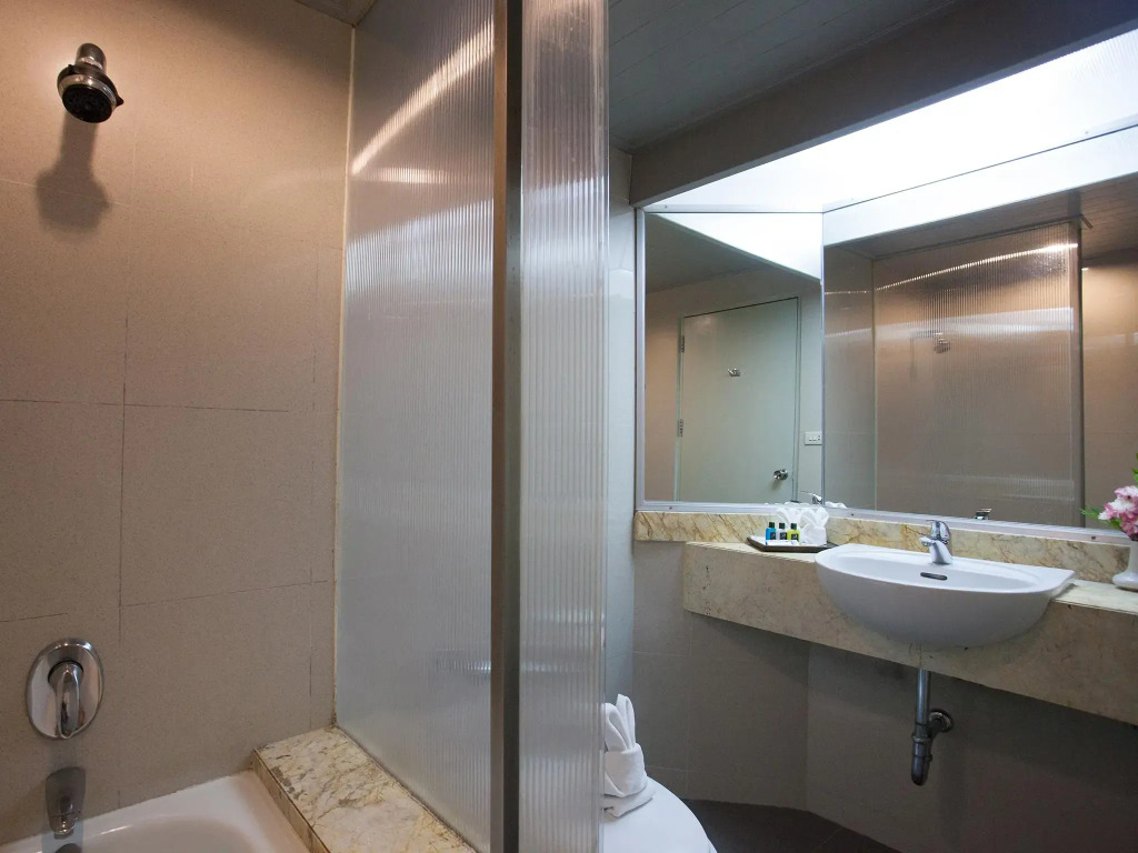 Phuket Merlin Hotel
