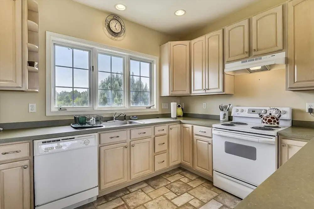 Ocean Ridge West 331 Lepointe Dr by Long & Foster