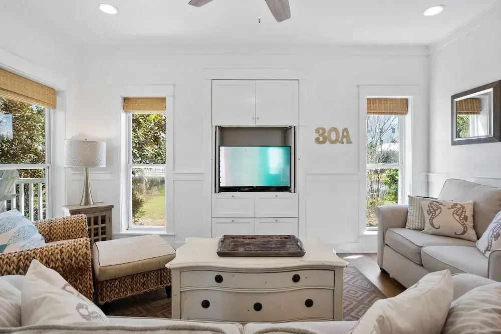 Seas The Day 4 Bedroom Home by RedAwning