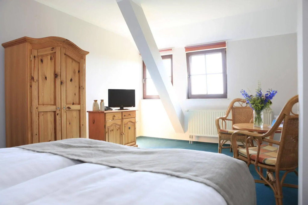 Reetdachhotel - Residenz am Ostufer