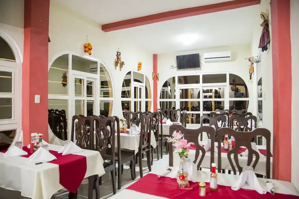 Hotel Aruma