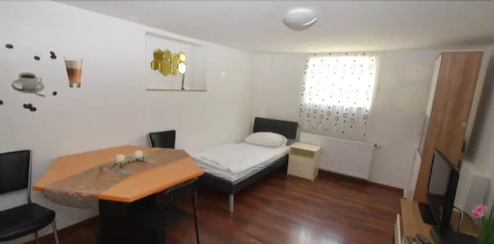 AB Apartment 12