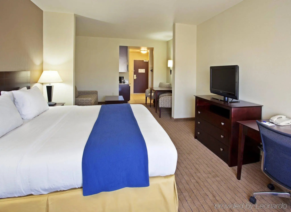 Holiday Inn Express Hotel & Suites Napa Valley-American Canyon by IHG