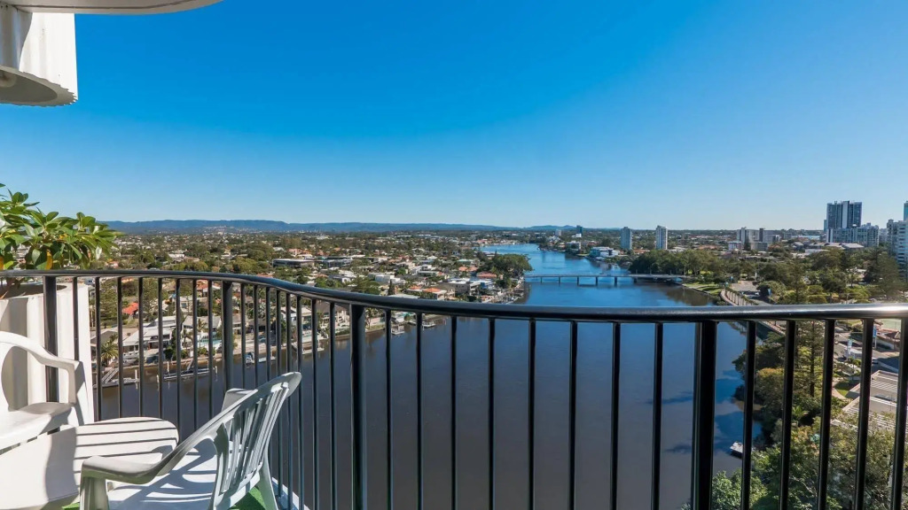Silverton Apartment Resort Surfers Paradise