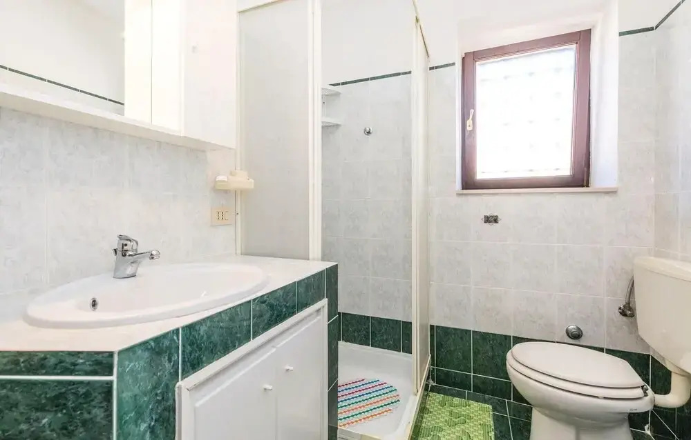 Nice Home in Brsec With Wifi and 2 Bedrooms