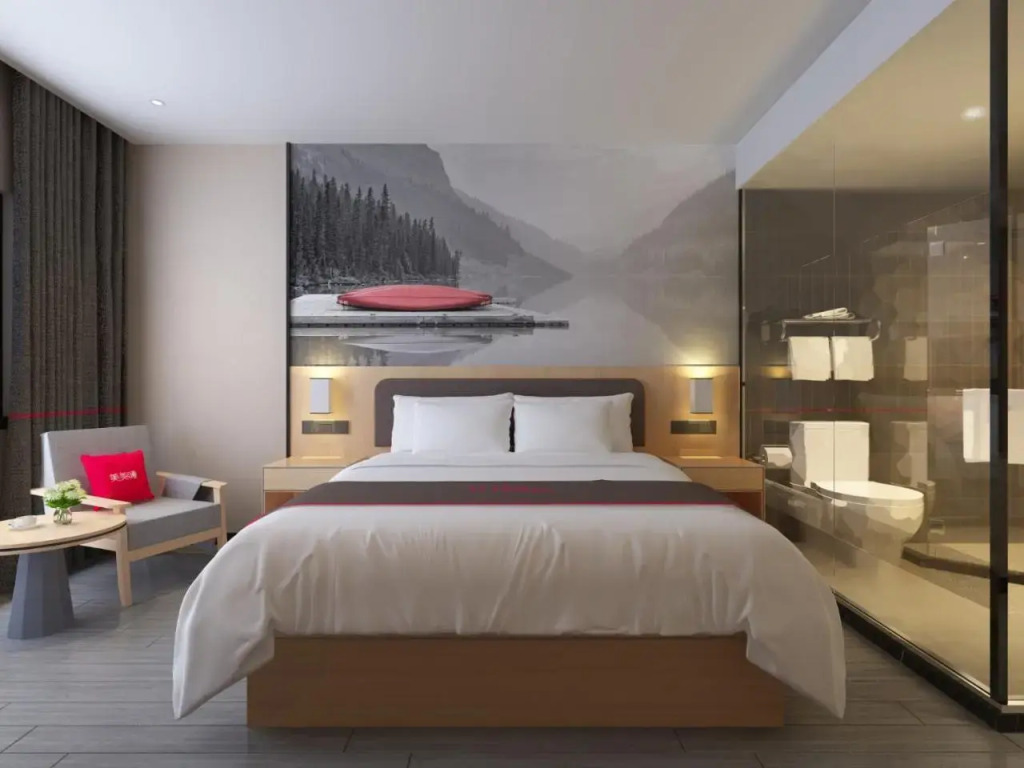 Thank Inn Chain Hotel Henan Pingding Mountain Kuanggong Road Old Bus Station