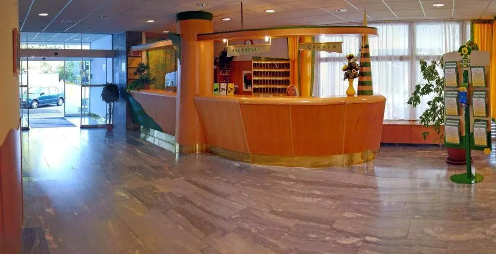 Hotel Flóra
