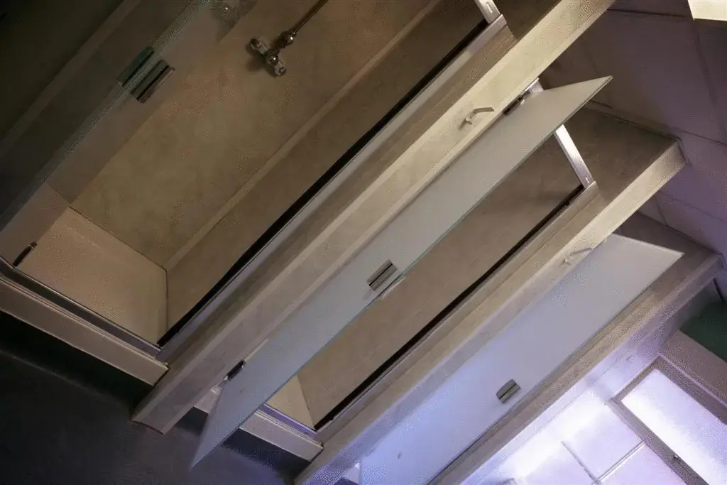 Kinlay House Hostel