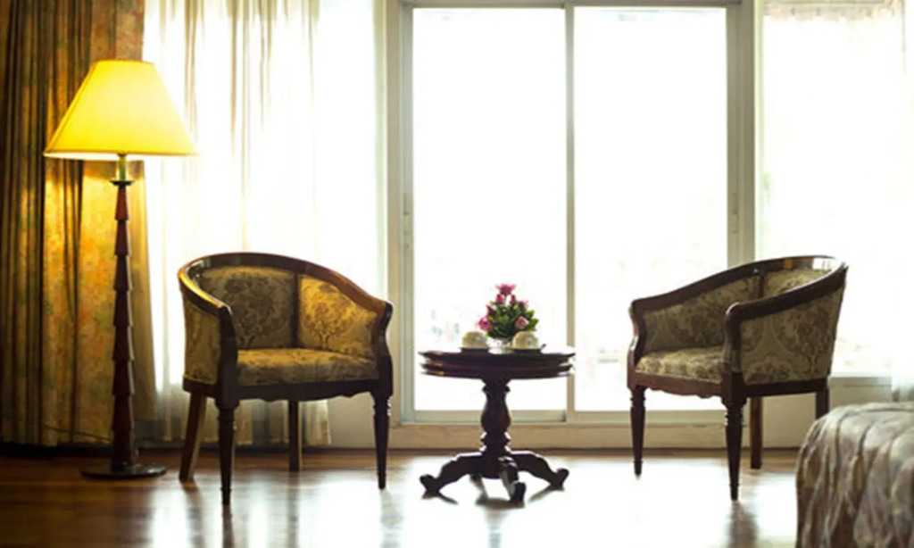 Angkham Hotel