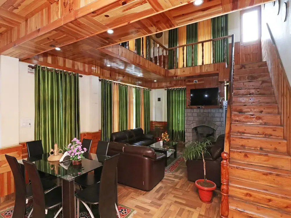 OYO 13715 Home Stay River View Manali