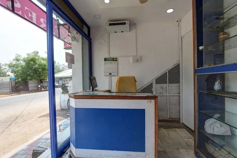 Rt Residency by OYO Rooms