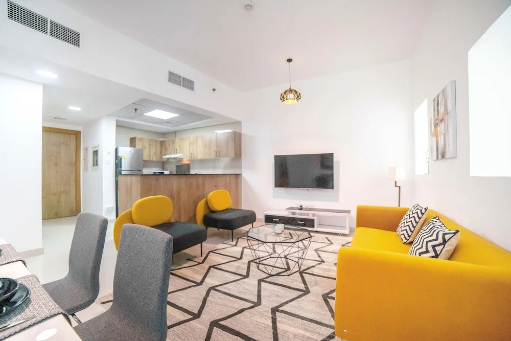 Luton Vacation Homes Continental Tower