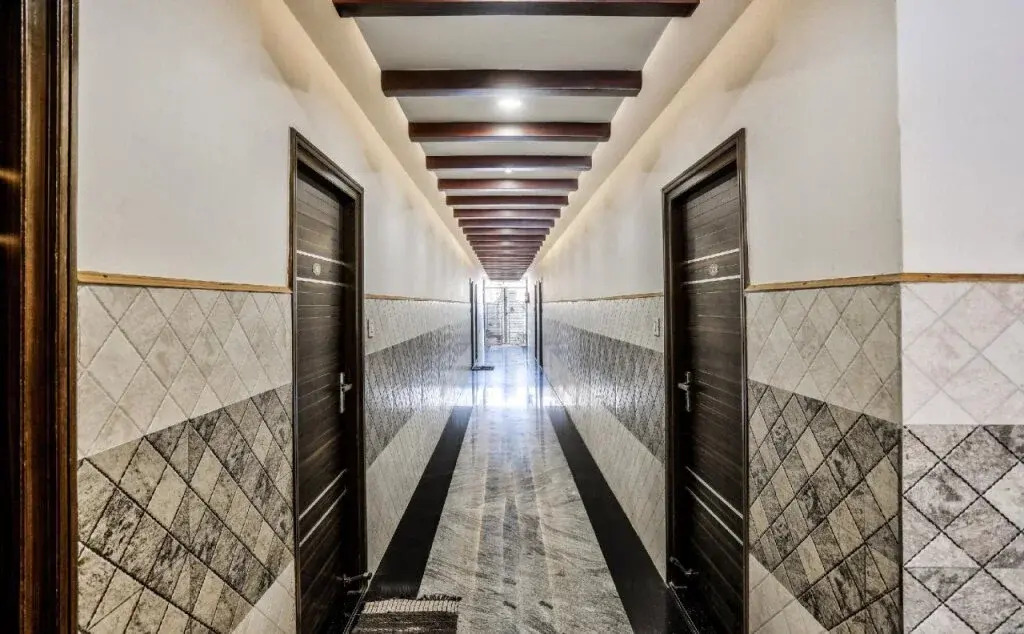 Hotel St Anne's By OYO Rooms