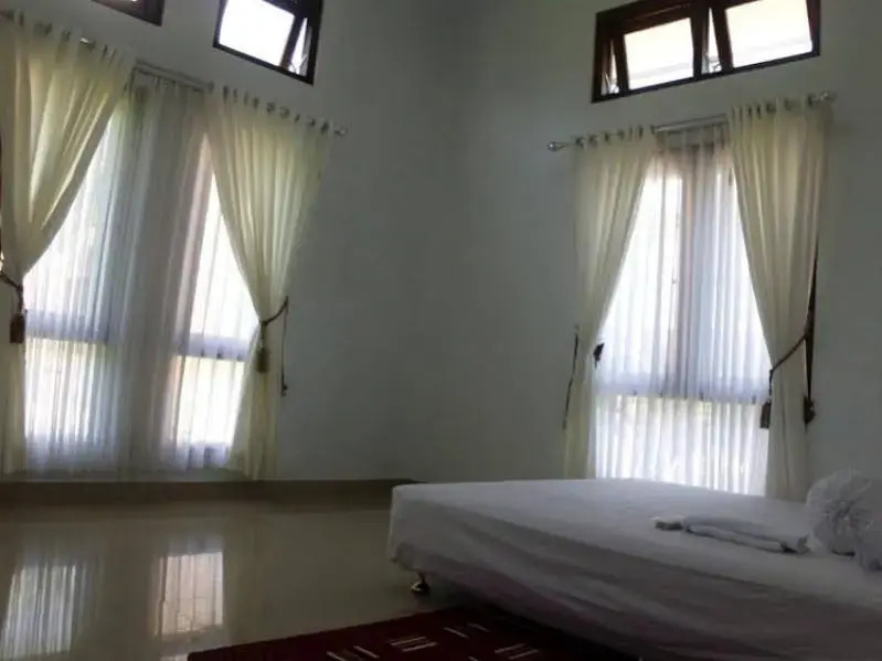 Villa Tropis