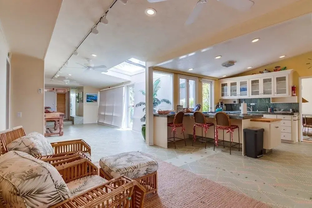 Treasure 5 Bedroom Estate