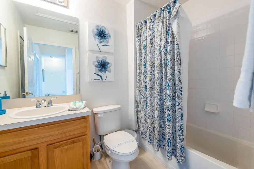 Cozzy Townhouse 3bdr 2Bth With Clubhouse pool and amenities, near Disney