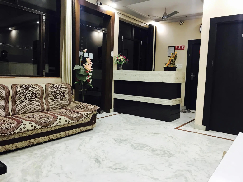 Hotel Aaradhya Residency