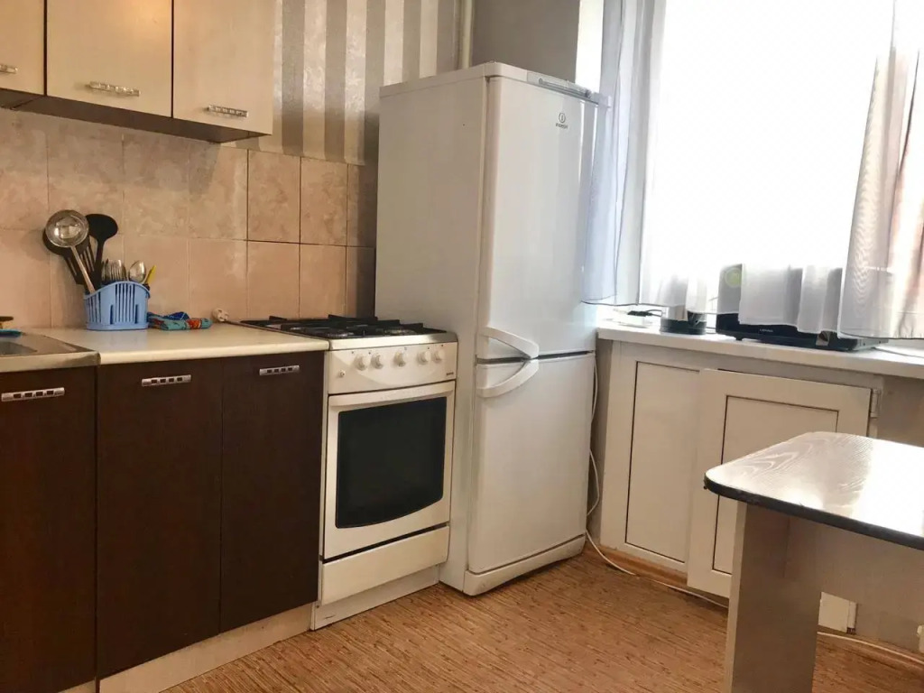 Rukavishnikova 9 Dvuhkomnatnye apartamenty v tsentre