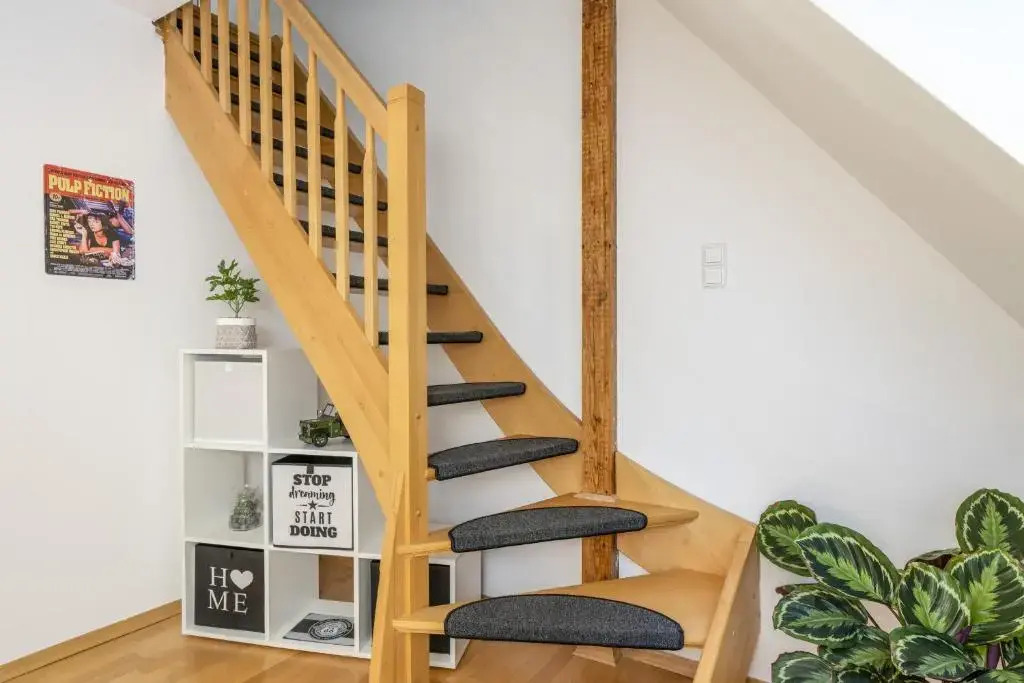 Gartenblick Apartment-Terrasse-Parkplatz- Waschmaschine-Garten