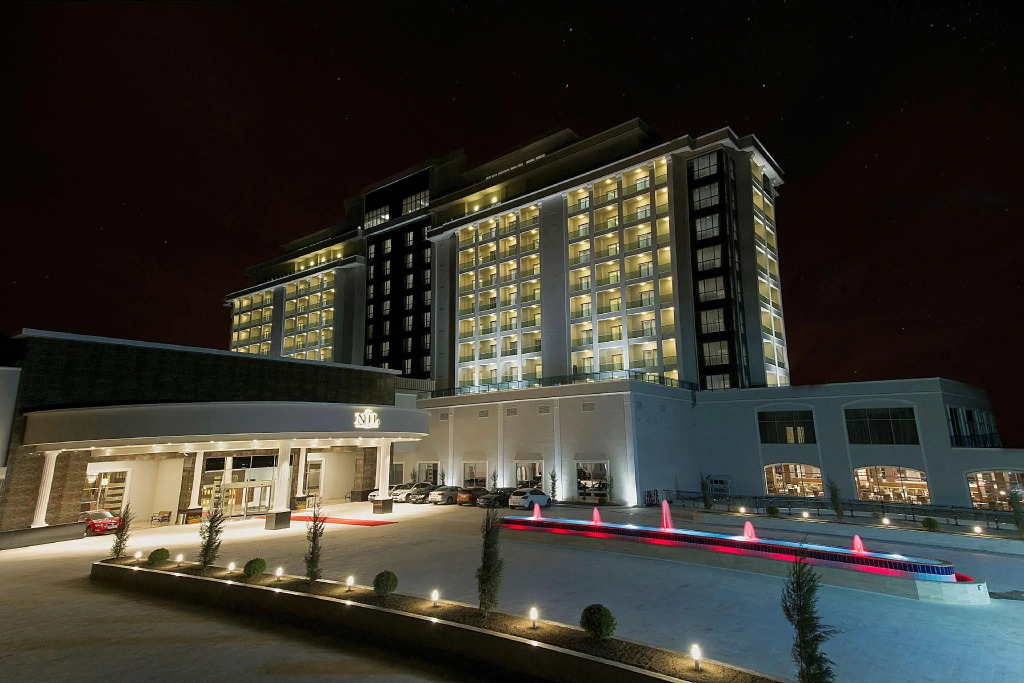 Alila Deluxe Thermal Hotel & Spa