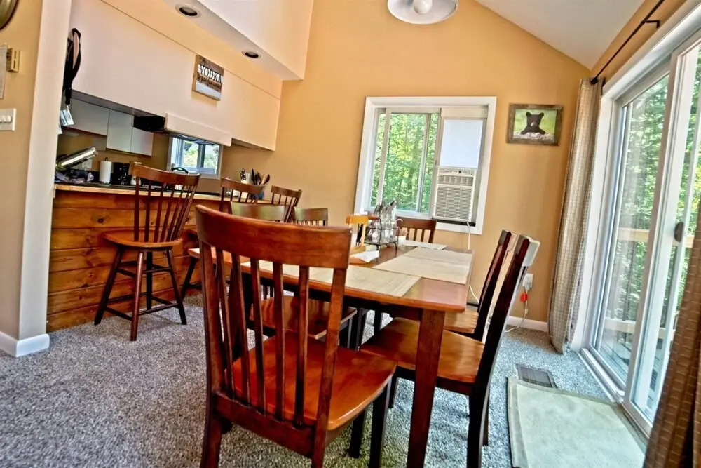 Private Waterville Estates 4 Bedroom Vacation Home in the White Mountains of NH - Tr51e