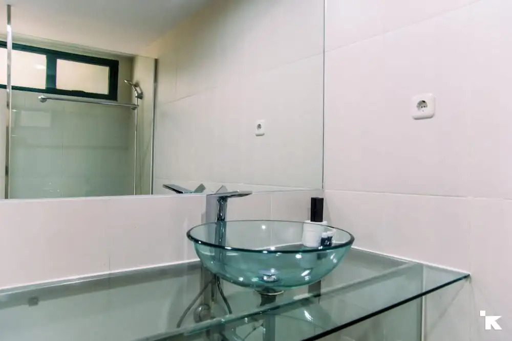 Elegant 2Br With Extra Room Apartment At Sudirman Tower Condominium