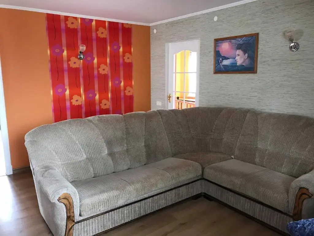 2nd floor in private house